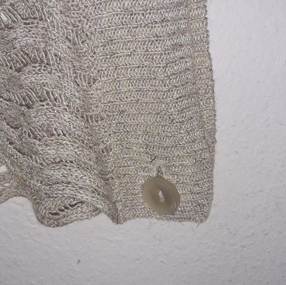 Poncho - Picture 3 of 4